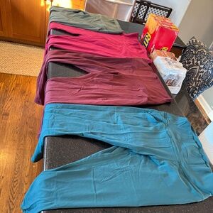 4 pairs of Lululemon Align leggings with pockets